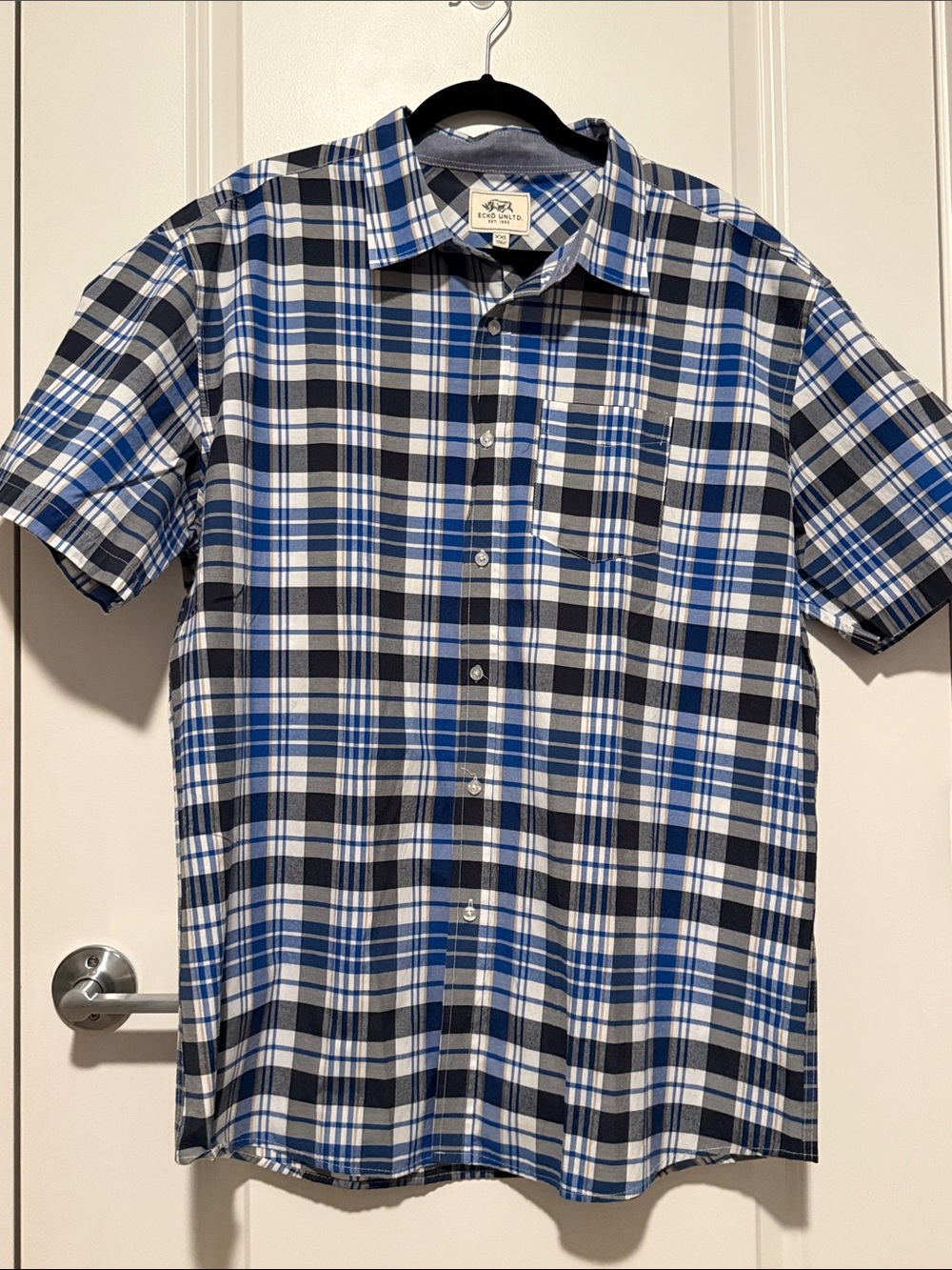 Ecko Unlimited Men’s Blue, Black & White Plaid Short-Sleeve Button-Down Shirt